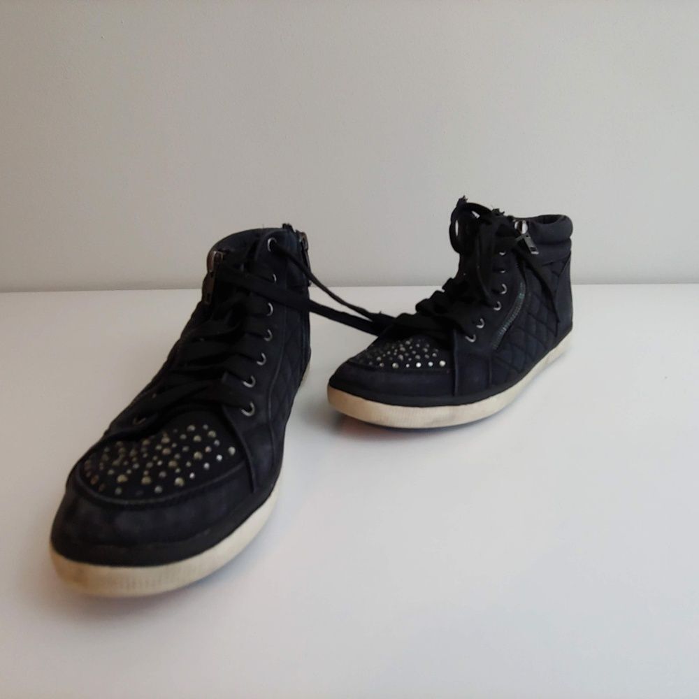 Youth girls 7 Justice shoes high top laced‎ black